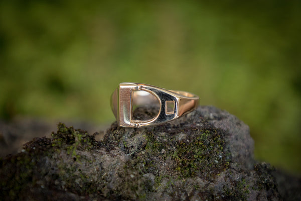 Stirrup Ring - 9ct Gold