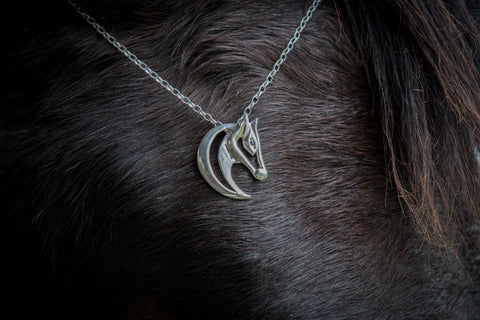 Horse Head Pendant - Sterling Silver - Sapphire