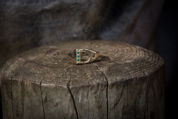 Stirrup Ring - 9ct Gold - Emeralds